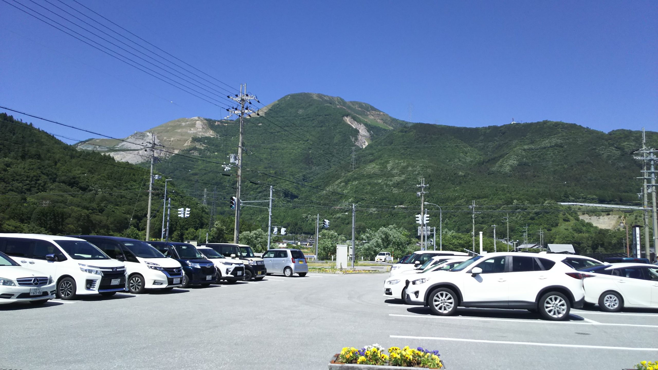 旅 道の駅 伊吹の里 は車中泊に快適 車中泊ステーション