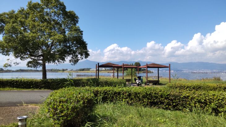 琵琶湖畔のデイキャンプ・バーベキューにオススメの無料スポット「湖岸緑地　赤野井-1」